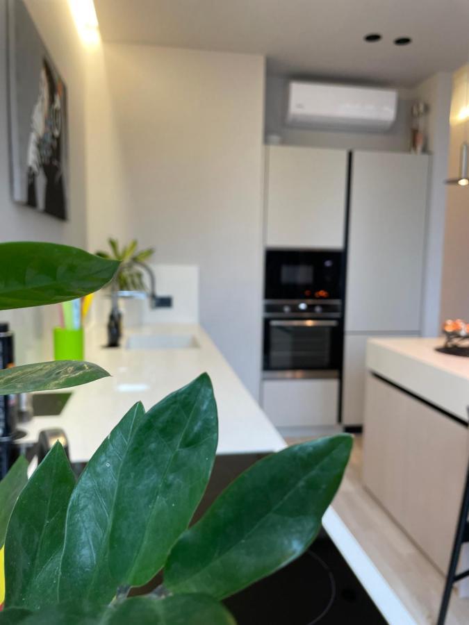 Arcadia Apartment Odesa Exterior photo